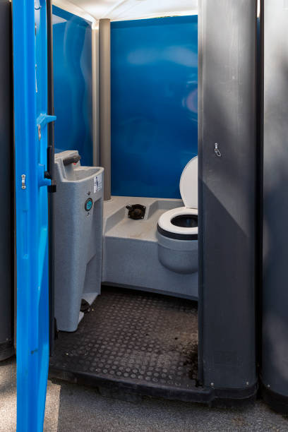 Best Luxury portable toilet rental  in Fairway, KS